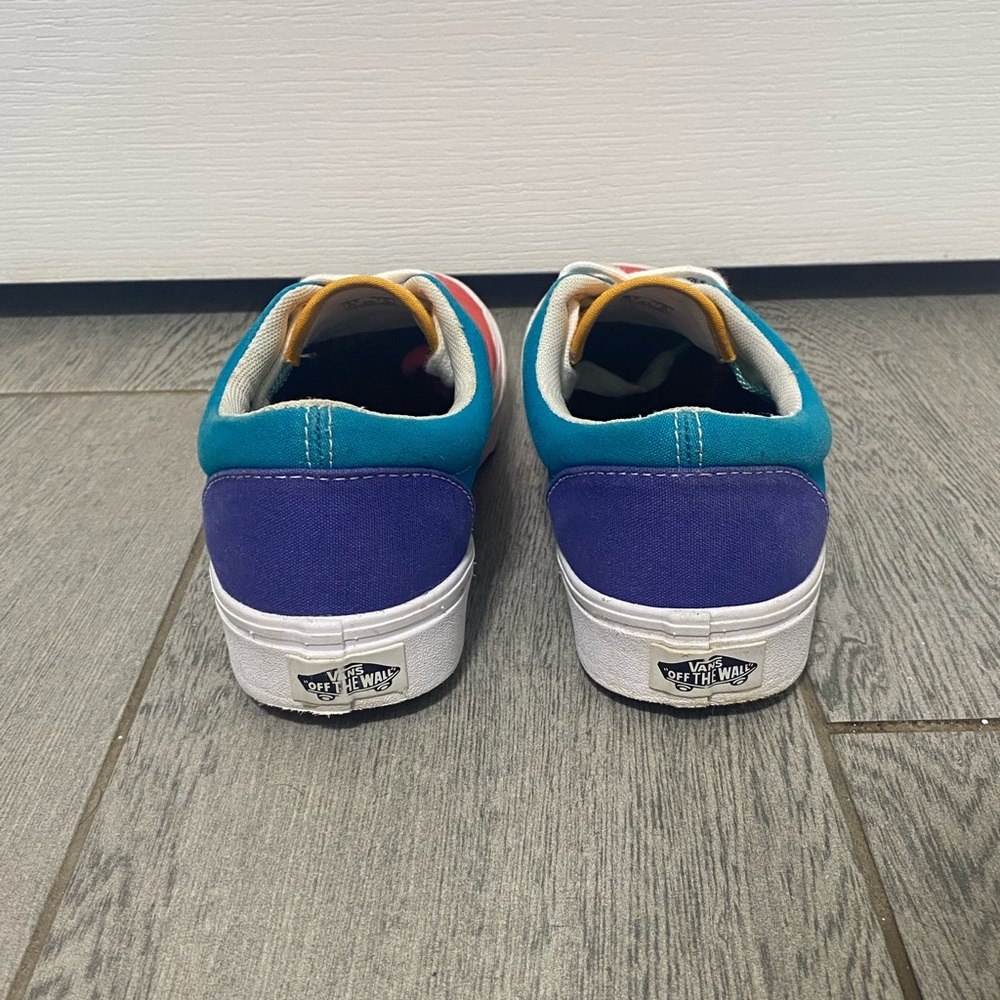 Vans shoes - Picture 7 of 9